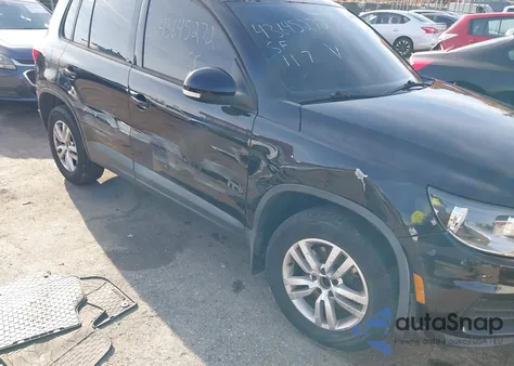 2013 Volkswagen Tiguan S z USA, uszkodzony, nr VIN WVGBV3AX8DW620536